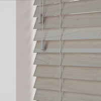 Acacia venetian blinds
